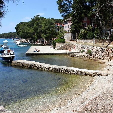 Apartments With A Parking Space Mali Lošinj Buitenkant foto